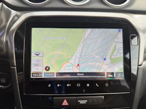 Fahrzeugbild SUZUKI Vitara 1.4 T Piz Sulai Top Hybrid 4x4