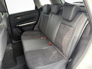 Fahrzeugbild SUZUKI Vitara 1.4 T Piz Sulai Top Hybrid 4x4