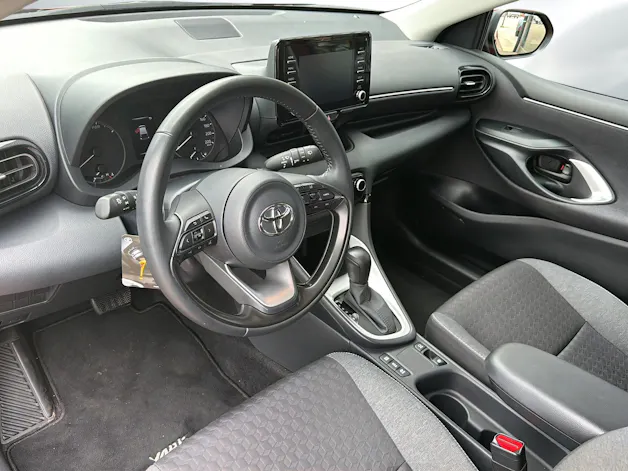 Toyota Yaris 1.5 VVT-i HSD Comfort