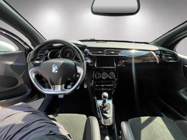 DS Automobiles DS3 1.6 THP 208 Performance