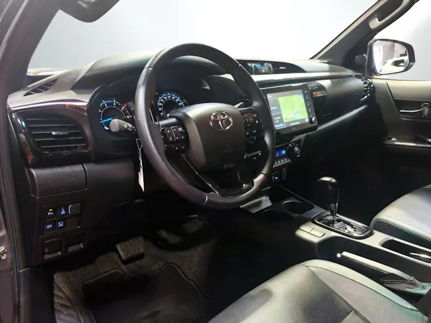 Toyota Hilux Double Cab.-Pick-up 2.8 D-4D 204 Invincible