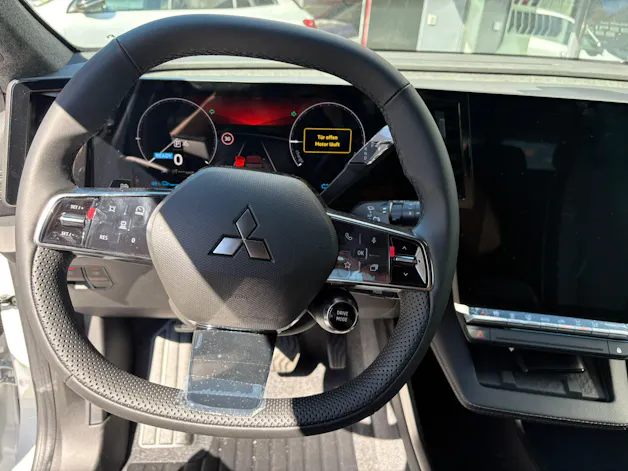 Mitsubishi Eclipse Cross Intense+