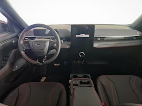 https://vehicle.imgix.net/4455237/77c1e9e1-0f90-4fdf-a53f-2ee04c97611f.jpg