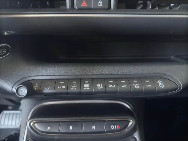 JEEP Avenger Altitude