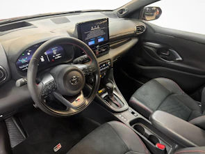 Fahrzeugbild TOYOTA Yaris 1.5 VVT-i HSD GR Sport