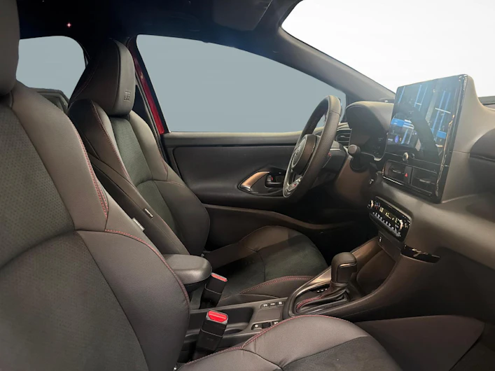 Fahrzeugbild TOYOTA YARIS