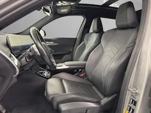 BMW X1 U11 30e xDrive paddles