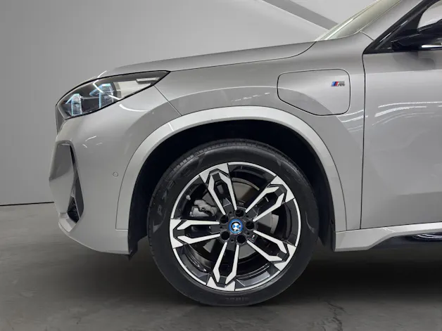 BMW X1 U11 30e xDrive paddles
