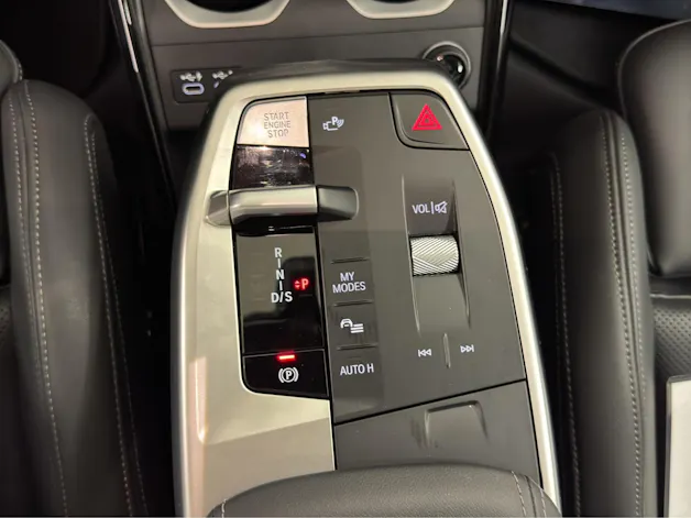 BMW X1 U11 30e xDrive paddles
