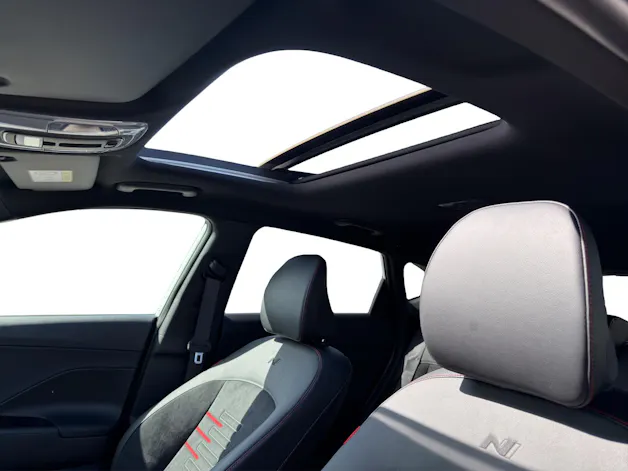 HYUNDAI Kona 65,4 kWh Electric N-Line