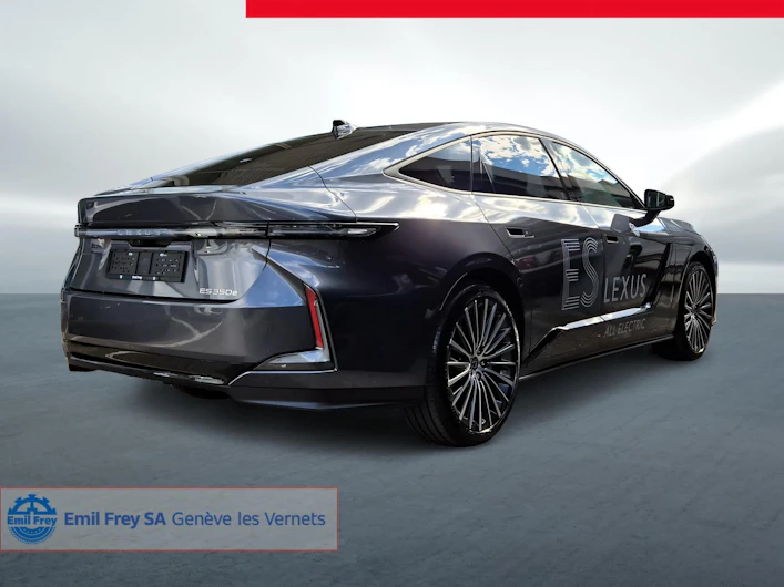 immagine del veicolo LEXUS ES