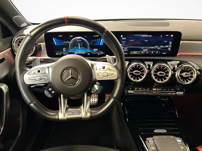 Fahrzeugbild MERCEDES-BENZ A 35 AMG