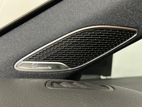 https://vehicle.imgix.net/4455383/5ba77ee9-36de-44ae-8713-3135b5b94b91.jpg