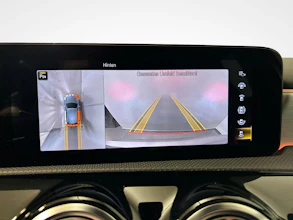 https://vehicle.imgix.net/4455383/d3182d27-0dbf-465b-a80b-8e7313a2641a.jpg