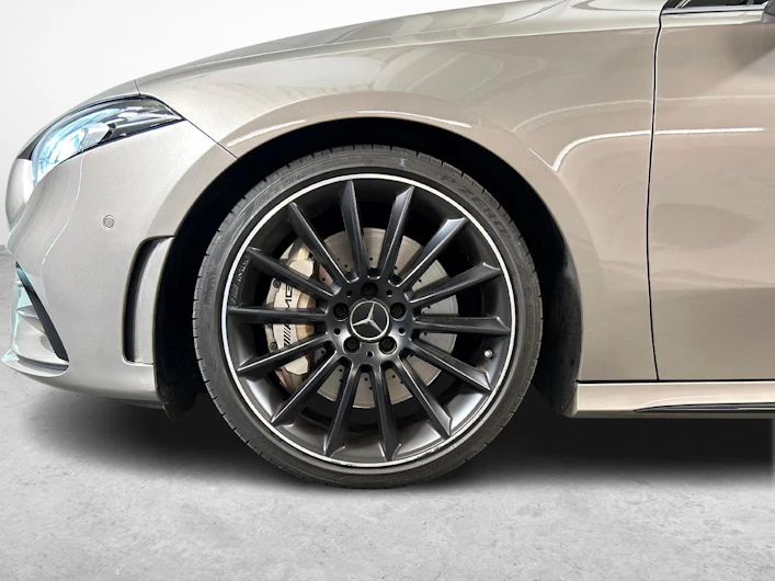 Fahrzeugbild MERCEDES-BENZ A 35 AMG