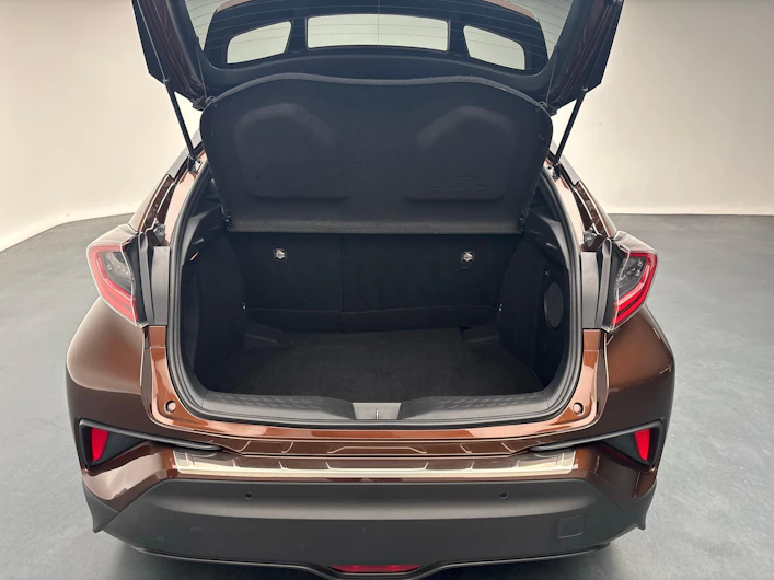 image du véhicule TOYOTA C-HR
