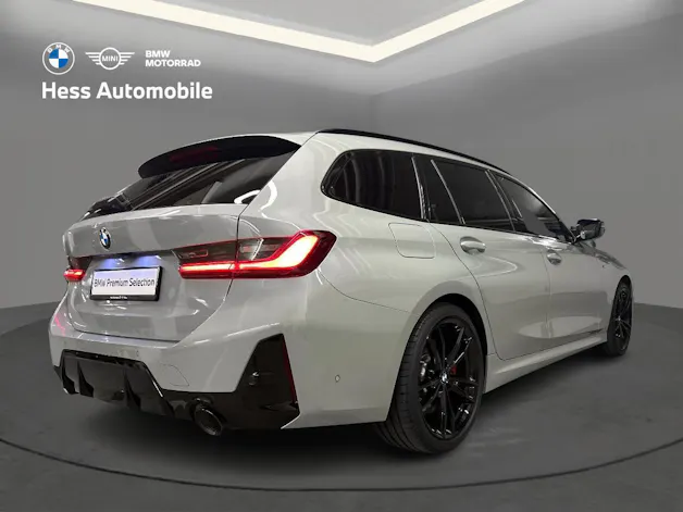 BMW 330i Touring xDrive M-Sport Pro