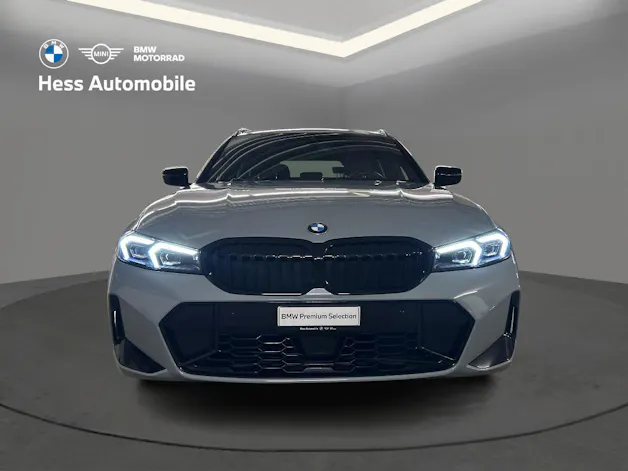 BMW 330i Touring xDrive M-Sport Pro