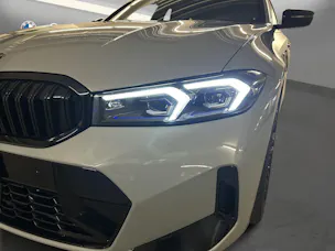 BMW 330i Touring xDrive M-Sport Pro