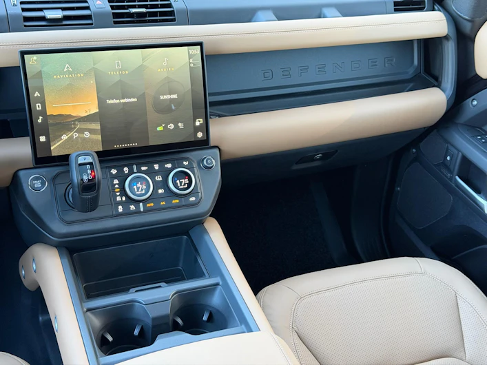 Fahrzeugbild LAND ROVER DEFENDER