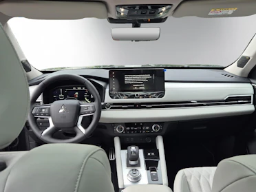 MITSUBISHI OUTLANDER 11
