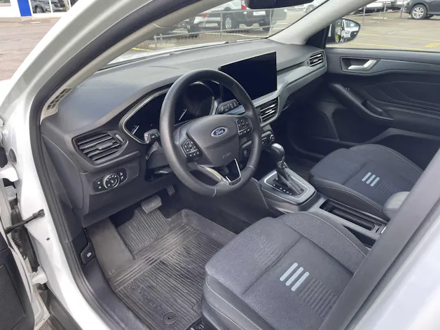 FORD Focus 1.0i EcoB Hybrid 155PS Active