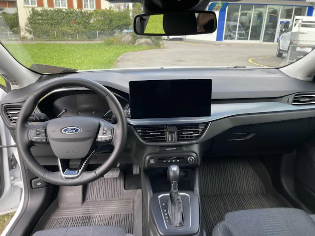 FORD Focus 1.0i EcoB Hybrid 155PS Active