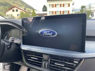 FORD Focus 1.0i EcoB Hybrid 155PS Active