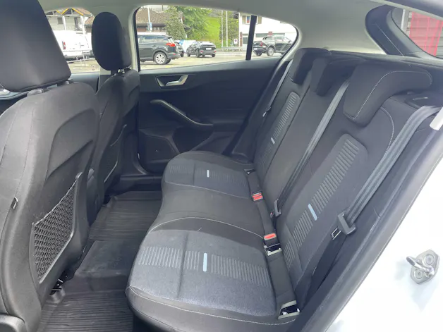 FORD Focus 1.0i EcoB Hybrid 155PS Active