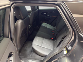 https://vehicle.imgix.net/4455479/c8b46af1-6d0a-4787-9f71-f375378b5daf.jpg