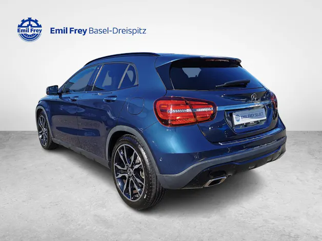 MERCEDES-BENZ GLA-Klasse X156 GLA 200 Night Star