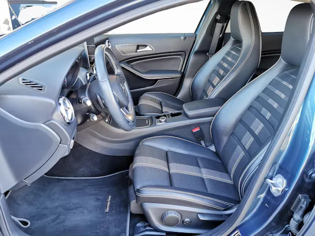 MERCEDES-BENZ GLA-Klasse X156 GLA 200 Night Star