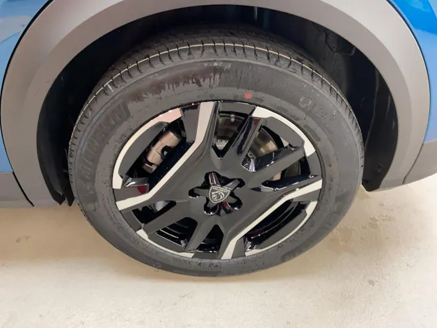 PEUGEOT 3008 1.6 PHEV 225 Allure