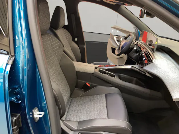 PEUGEOT 3008 1.6 PHEV 225 Allure