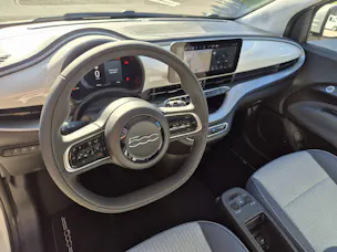 FIAT 500 Icon 3+1-42 kWh
