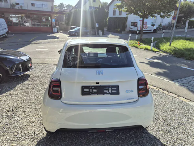 FIAT 500 Icon 3+1-42 kWh