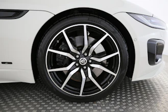 https://vehicle.imgix.net/4455546/16ab888f-6dca-46c3-88f8-6eaa5140d226.jpg