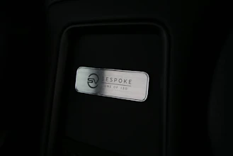 https://vehicle.imgix.net/4455546/d13f6f28-3932-450c-ae86-a0cf41ae05cb.jpg