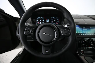 https://vehicle.imgix.net/4455546/d28f6b22-c8f3-4940-8bfe-d0f4b508c320.jpg