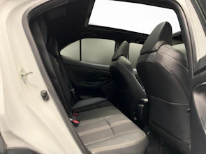 Fahrzeugbild TOYOTA Yaris Cross 1.5 VVT-i HSD Adventure AWD-i