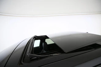 https://vehicle.imgix.net/4455550/52900a00-c3c1-4af8-ba03-b899fdb493da.jpg