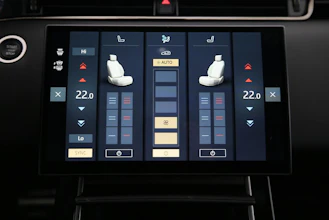 https://vehicle.imgix.net/4455550/7108c3fb-4010-4e4f-b6ea-d227c2131b09.jpg
