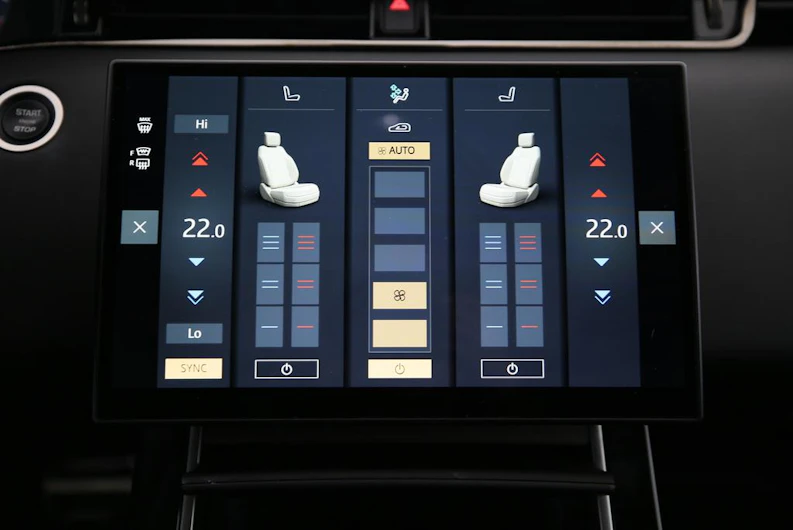 Fahrzeugbild LAND ROVER RANGE ROVER EVOQUE