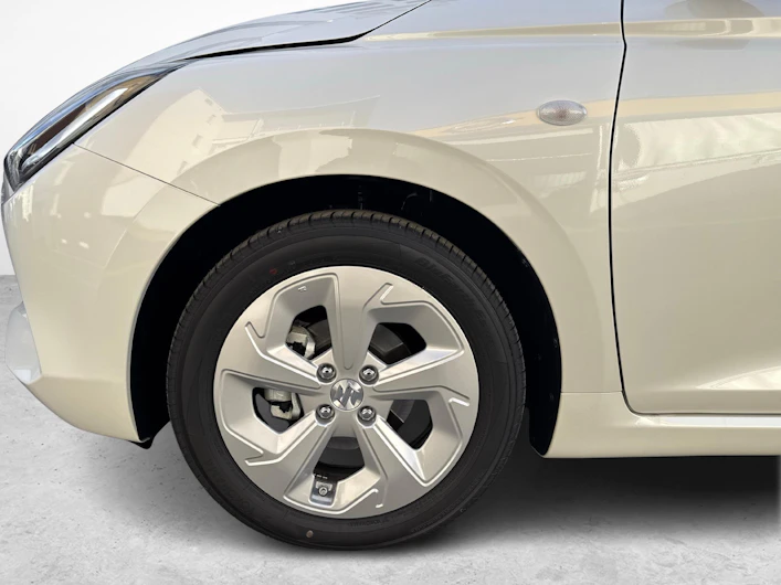 Fahrzeugbild SUZUKI SWIFT