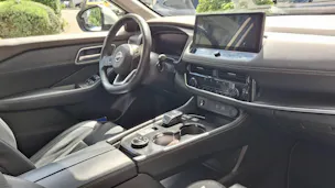 NISSAN X-Trail 1.5 VC-T Tekna+ e-4orce 7P 20Zoll