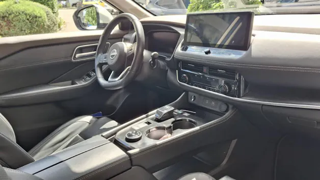 NISSAN X-Trail 1.5 VC-T Tekna+ e-4orce 7P 20Zoll