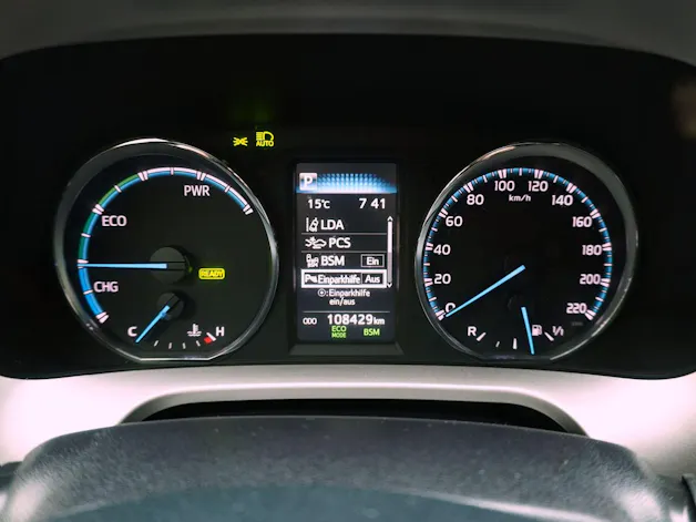 Toyota RAV4 2.5 HSD Style