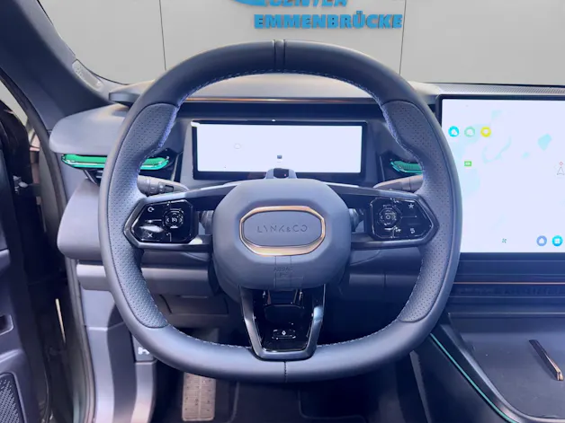 Lynk & Co 08 1.5 PHEV More