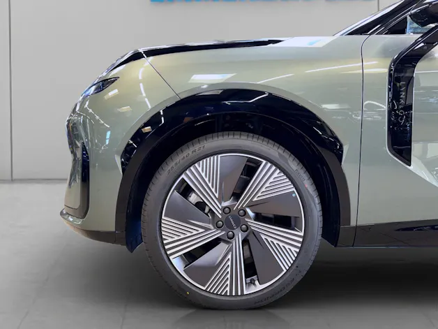 Lynk & Co 08 1.5 PHEV More