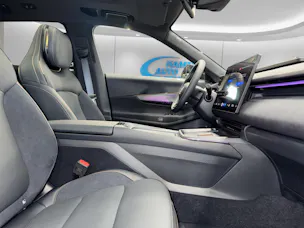 Lynk & Co 08 1.5 PHEV More
